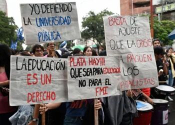 Alertaron de las consecuencias de las medidas del Gobierno de Milei contra el sistema universitario, científico y tecnológico