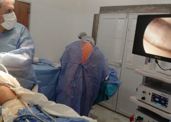 El Hospital Distrital de Ibarreta llevó a cabo la primera cirugía compleja de rodilla por videolaparoscopía