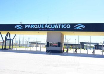 Por inclemencias climáticas suspendieron el inicio de la pileta libre en el Parque Acuático