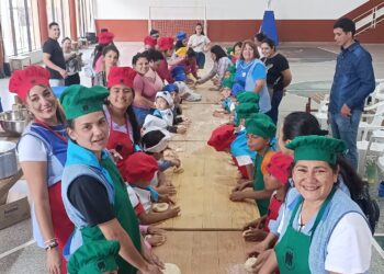 Más de mil niños participan de la iniciativa “Mi Pan Dulce Navideño”