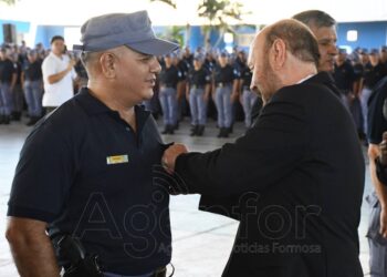 Insfrán presidió el ascenso de más de 1700 integrantes de la Policía de Formosa