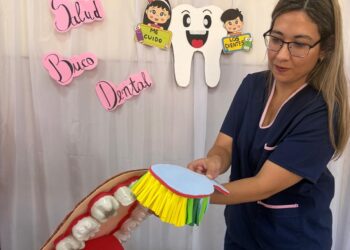 Promueven el cuidado de la salud bucodental en el centro de salud “María Luisa Espinoza”