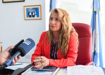 Con motivo de su aniversario, el TEP aprobó un logo bajo el lema “25 años defendiendo la democracia”