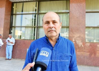 Realizan recambio de iluminación y limpieza de canales en Pozo del Tigre