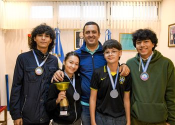 Solís se reunió con jóvenes ajedrecistas formoseños