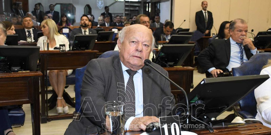 “Paoltroni atenta contra su propia provincia”, denunció Román