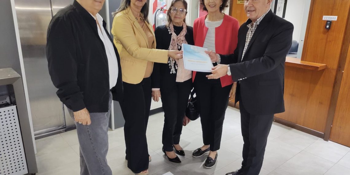 Docentes del Modelo Formoseño manifestaron su “enérgico rechazo” al proyecto de intervención de Paoltroni