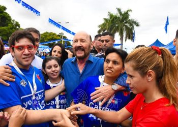 El Gobernador y el Vicegobernador acompañaron la “Carrera Azul”