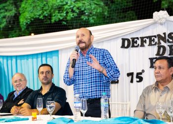 Insfrán participó del agasajo por el aniversario del club “Defensores de Evita”
