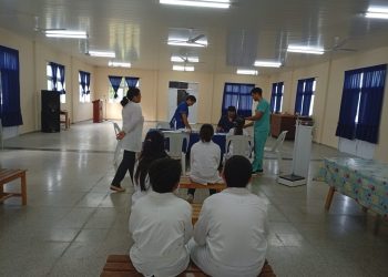 Alumnos del Nivel Primario de Fortín Lugones recibieron los controles del Programa de Libretas de Salud Escolar