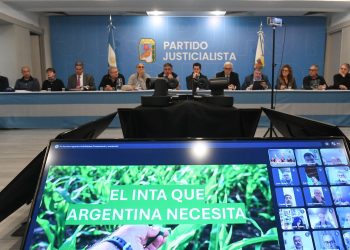 Mayans participó de un encuentro donde se analizó una iniciativa para defender al INTA