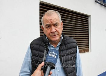 Schmidt aseguró que los Municipios “nos estamos haciendo cargo de lo que el Gobierno nacional está sacando”