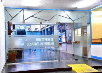 Anunciaron que la solicitud de matriculación del personal de salud será exclusivamente online