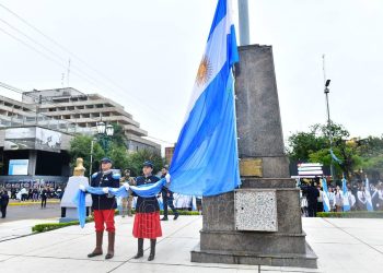Vera consideró que “si uno no defiende la soberanía” con el transcurso del tiempo “se pierde y pasamos a ser colonia”
