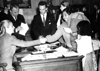 El gobernador Insfrán recordó a Eva Perón, a 107 años de su natalicio