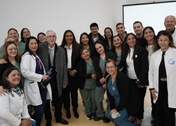 El Hospital de la Madre y la Mujer celebra su 1° aniversario de trabajo y avances incesantes al servicio de la población