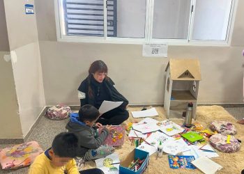 El centro de salud del barrio Fray Salvador Gurrieri afianza el espacio “Libroteca”