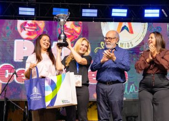Se premió a los mejores alfajores en el Festival Regional, que continúa todo el fin de semana