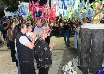 Insfrán encabezó el acto homenaje del 74° aniversario del paso a la inmortalidad de Evita
