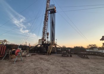 REFSA Hidrocarburos intensifica tareas de workover en Palmar Largo