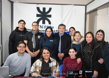 “La política educativa de equidad territorial” se pone de manifiesto en la Expo Carreras, afirmó Aráoz