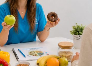 Día del Nutricionista: El ministro Atencia destacó el rol fundamental de estos profesionales en los equipos de salud