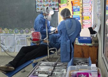 Fortalecen servicios de salud en comunidades del oeste provincial