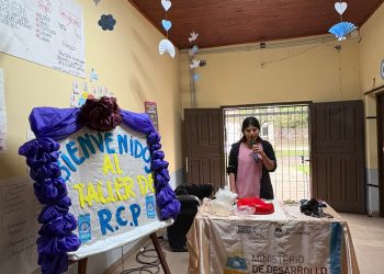 El Hospital Distrital de Misión Laishí capacitó en RCP a estudiantes y docentes de la EPES N° 45