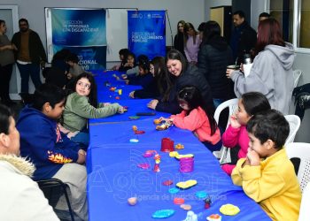 Se realizó un taller de cerámica para desarrollar la motricidad fina y fortalecer la socialización