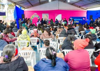 La FAS entregó pollitos y alimentos balanceados a casi 150 familias de la Jurisdicción Cinco