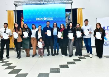 La Subsecretaría de Empleo entregó certificados de entrenamientos prácticos intensivos a más de 200 jóvenes