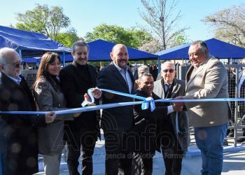 El Gobernador inauguró el centro de salud de San Hilario