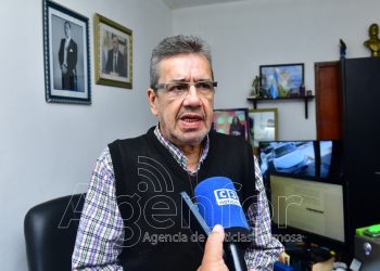 “De libertarios y liberadores”