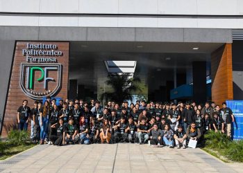 Con récord de participantes, inició la tercera edición de “Formosa Hack 2026”, la ultramaratón de programación
