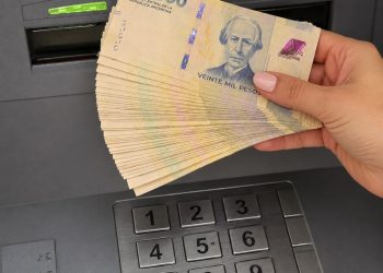 Se efectivizó el pago de haberes a los agentes estatales y las transferencias de fondos a las instituciones educativas de gestión privada