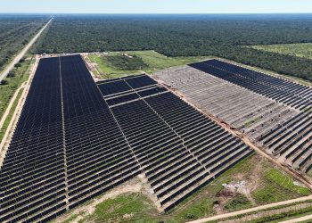 Avanza el parque solar entre Las Lomitas y Pozo del Tigre