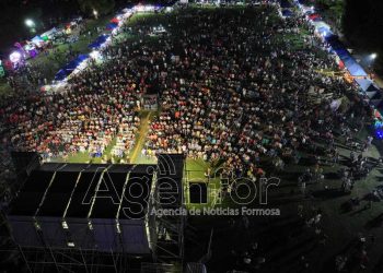 Gran festival de homenaje al centenario de Laguna Naineck