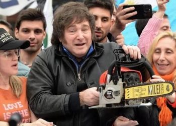 Pobreza en la era Milei: Techo provocado, piso agotado