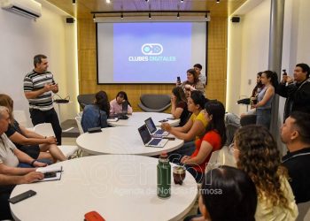 Promovieron un espacio de intercambio y orientación para fortalecer los proyectos del concurso Samsung
