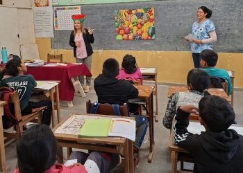 Ingeniero Juárez: Promueven hábitos de alimentación saludable en escolares del barrio Obrero