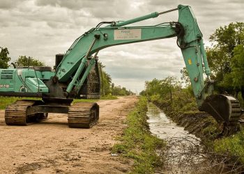 La Municipalidad de Pirané robustece los trabajos de limpieza y mantenimiento de desagües