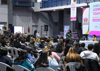 La Fundación para la Asistencia Solidaria realizó el tercer módulo del curso sobre Acompañante Terapéutico y Neurodivergencias